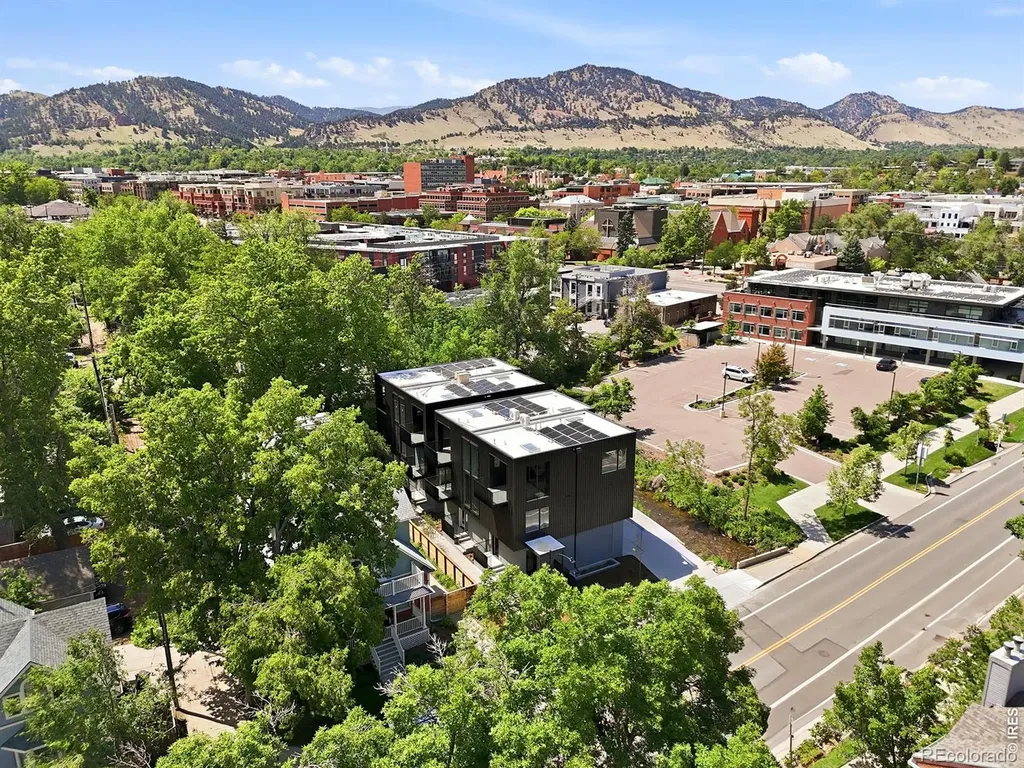 1629 17th Boulder CO 80302