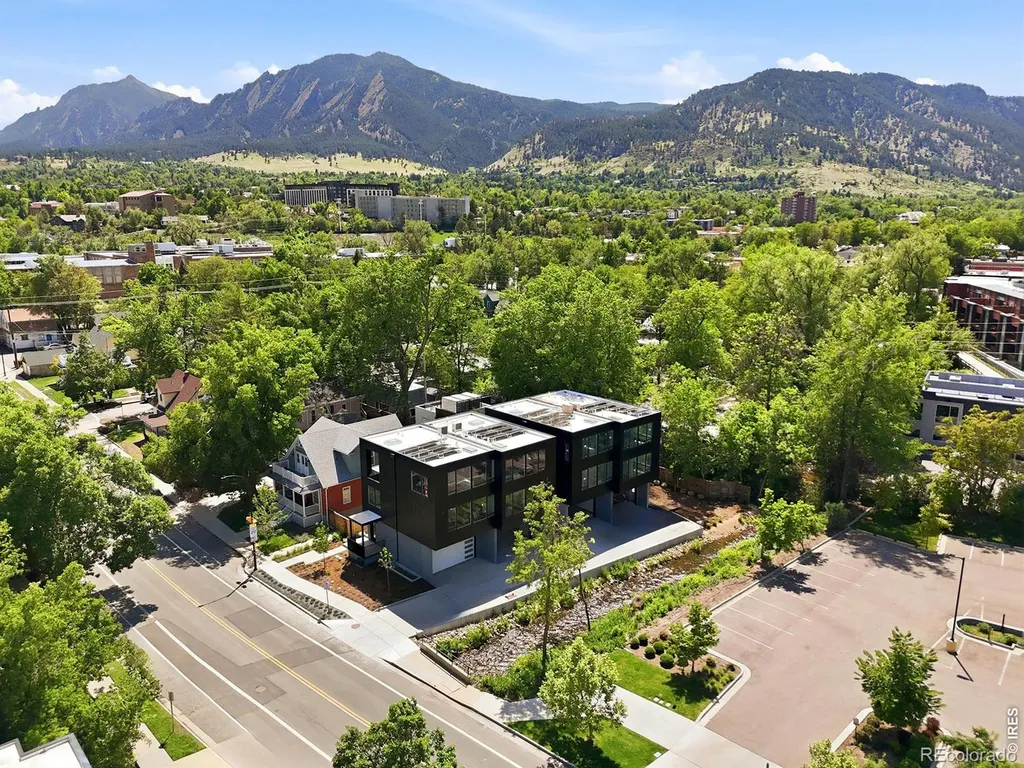 1629 17th Boulder CO 80302