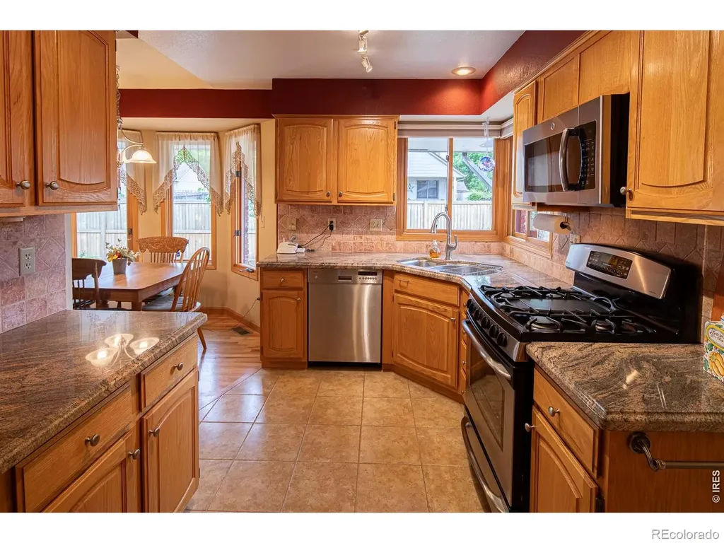 1611 Sunset Street Longmont CO 80501