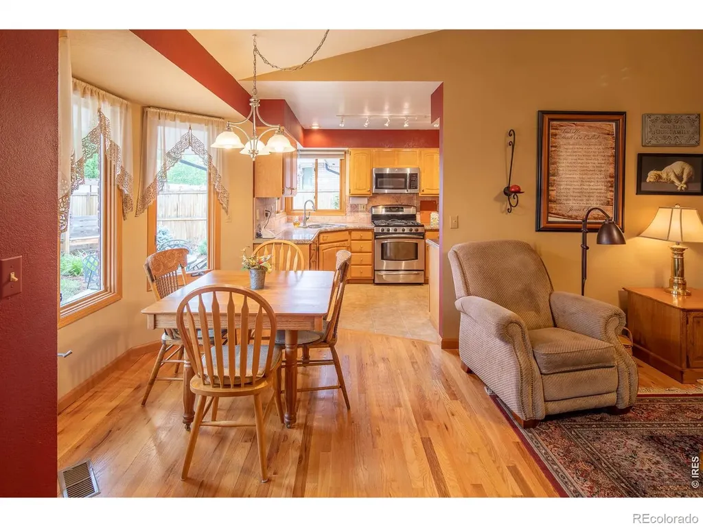 1611 Sunset Street Longmont CO 80501