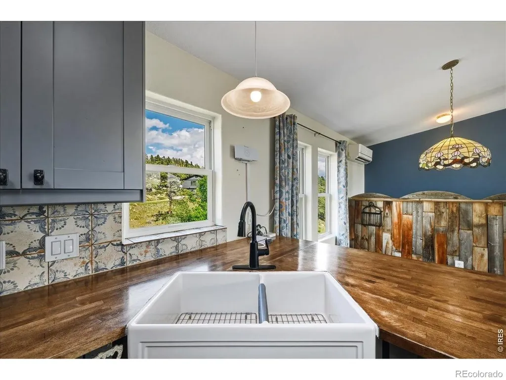 285 Guardian Peak Drive Livermore CO 80536
