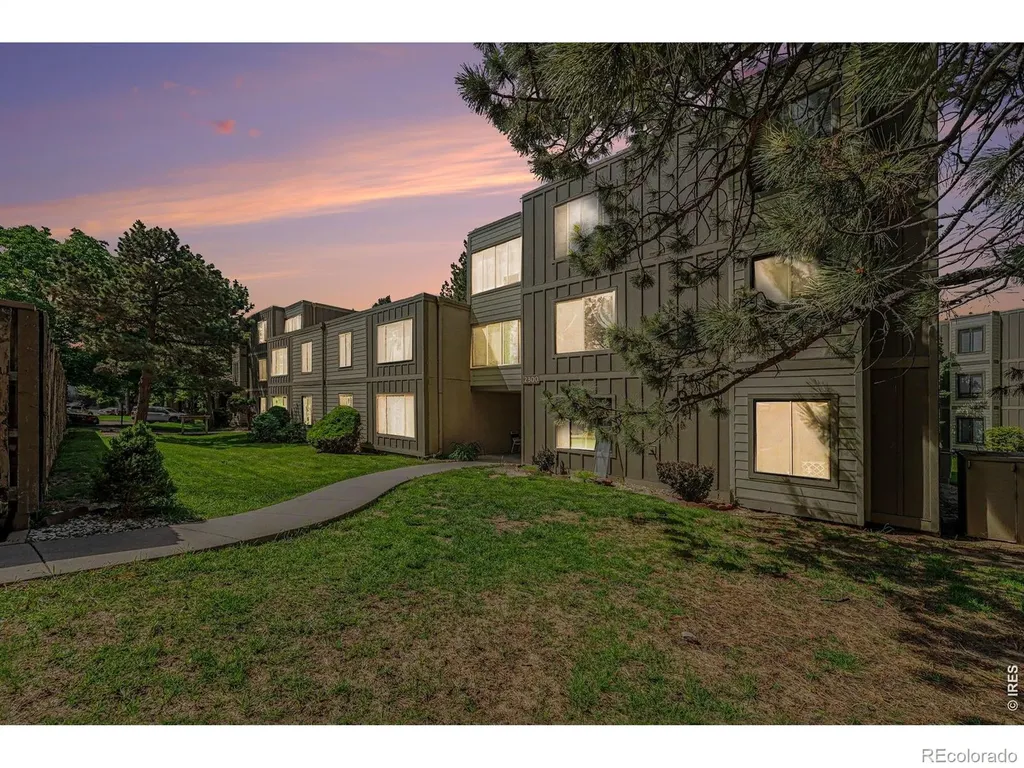 2525 S Dayton Way Denver CO 80231