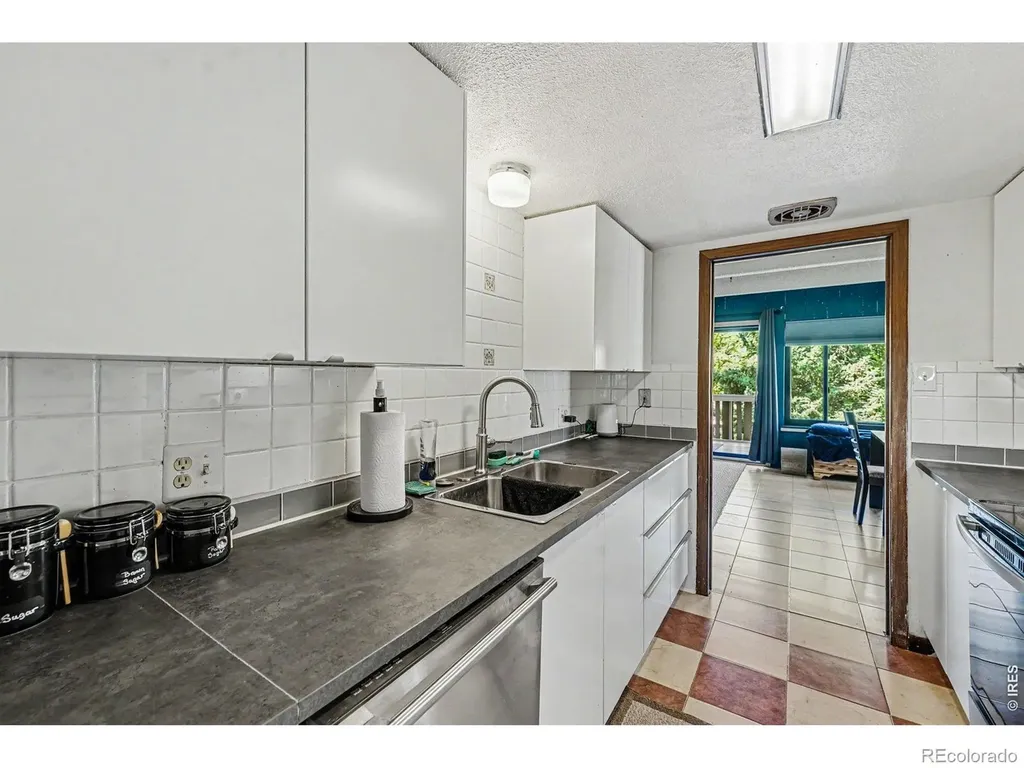 2525 S Dayton Way Denver CO 80231