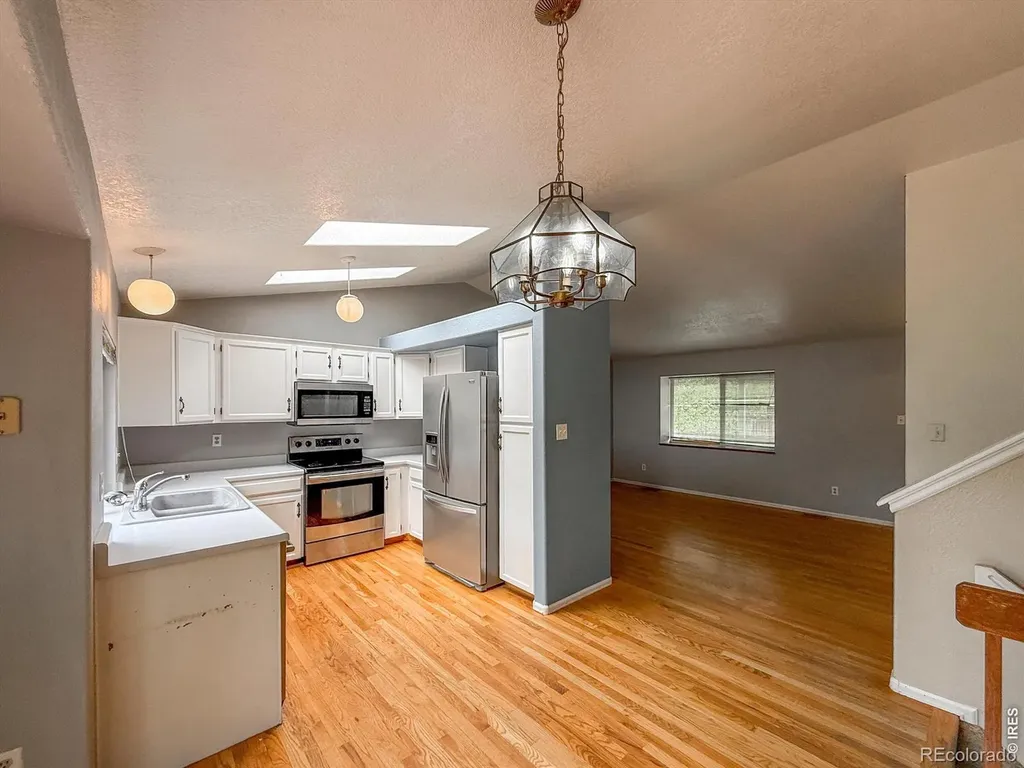 2155 Stuart Street Longmont CO 80501