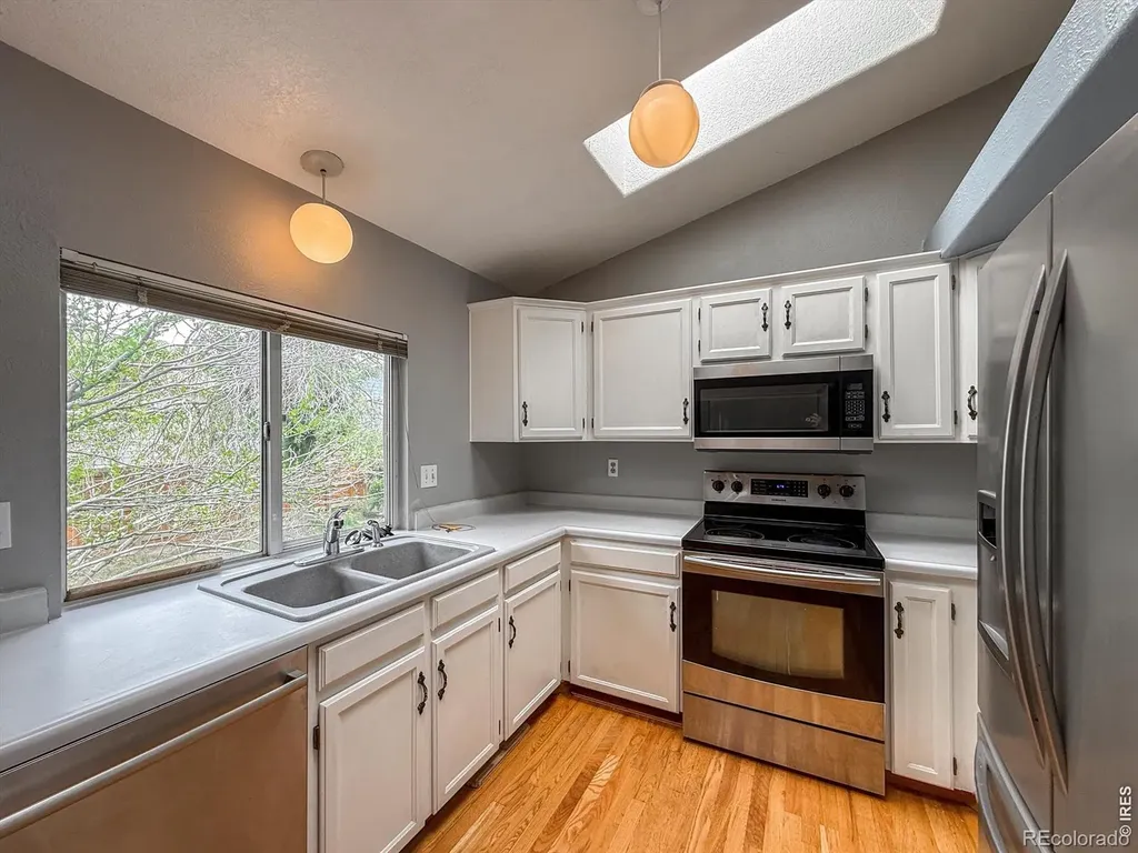 2155 Stuart Street Longmont CO 80501