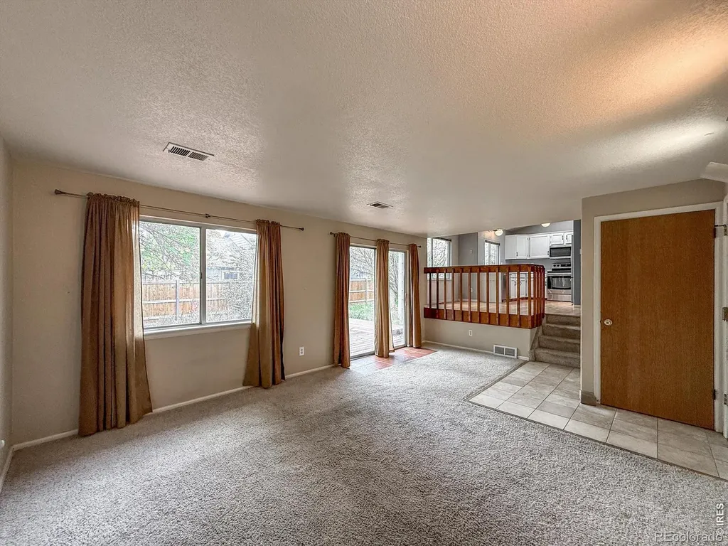 2155 Stuart Street Longmont CO 80501