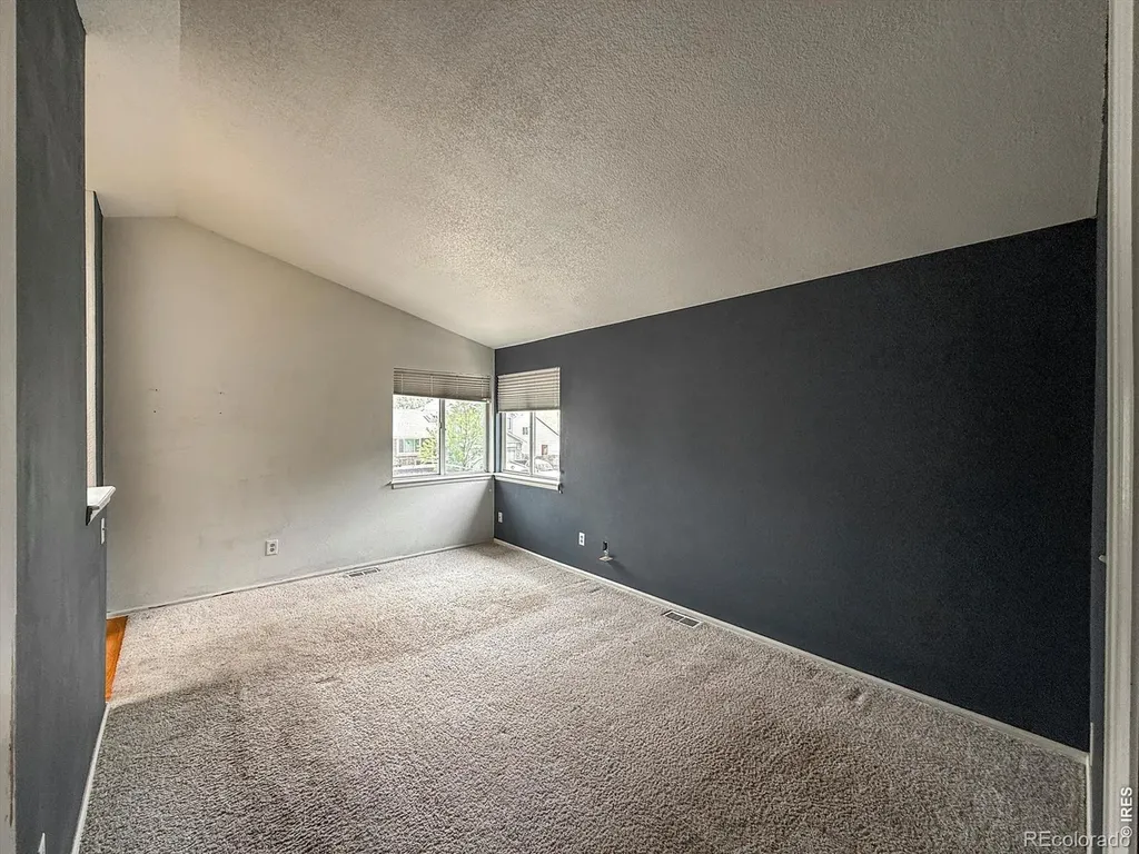 2155 Stuart Street Longmont CO 80501