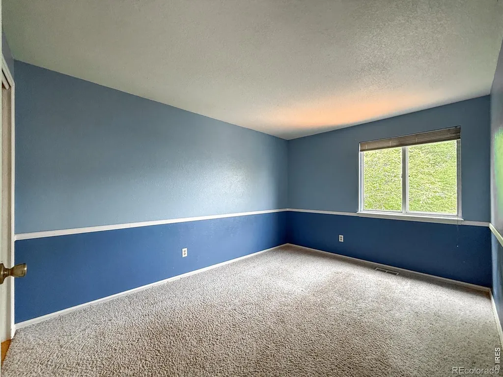 2155 Stuart Street Longmont CO 80501