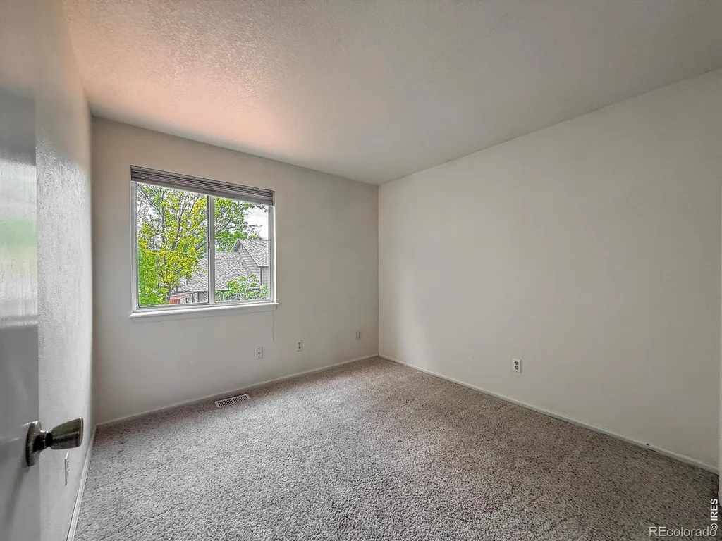 2155 Stuart Street Longmont CO 80501