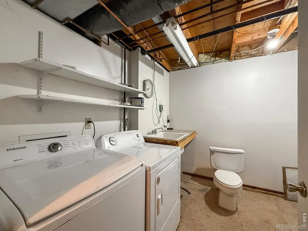 2155 Stuart Street Longmont CO 80501
