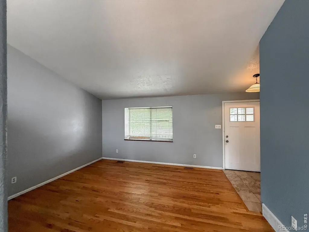 2155 Stuart Street Longmont CO 80501