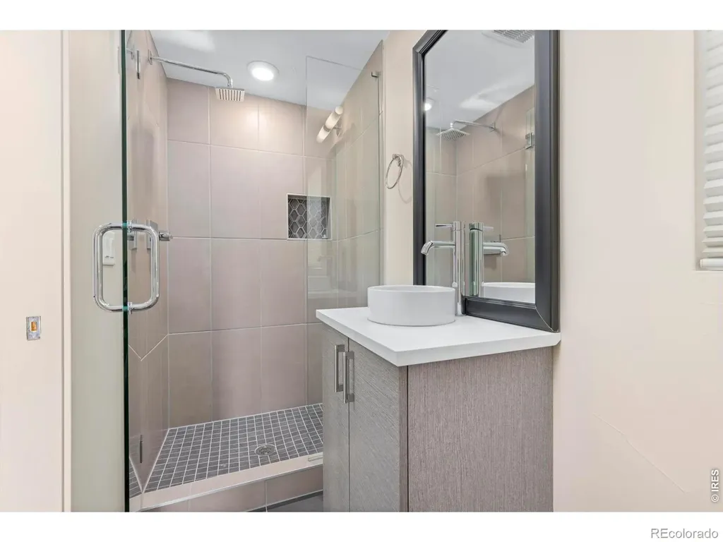 1318 Perry Street Denver CO 80204