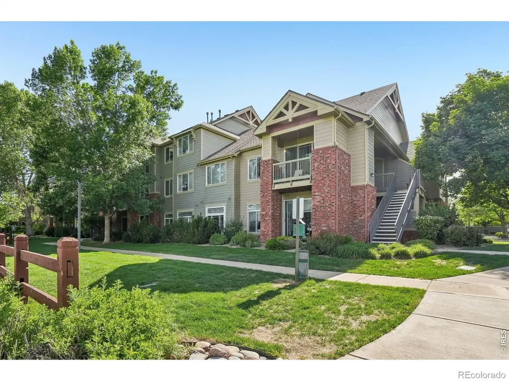 804 Summer Hawk Drive Longmont CO 80504