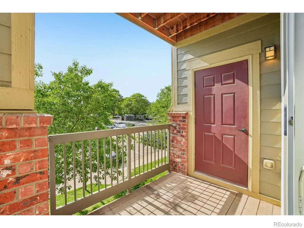 804 Summer Hawk Drive Longmont CO 80504