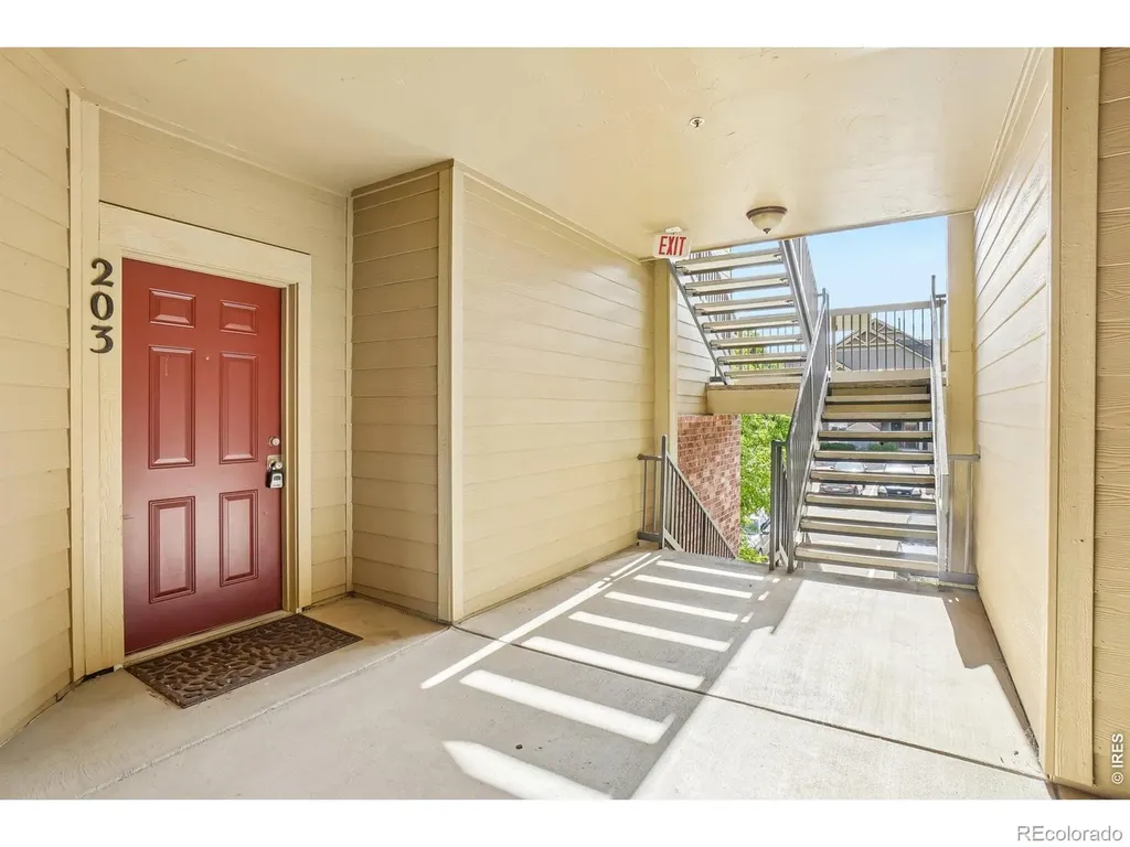 804 Summer Hawk Drive Longmont CO 80504