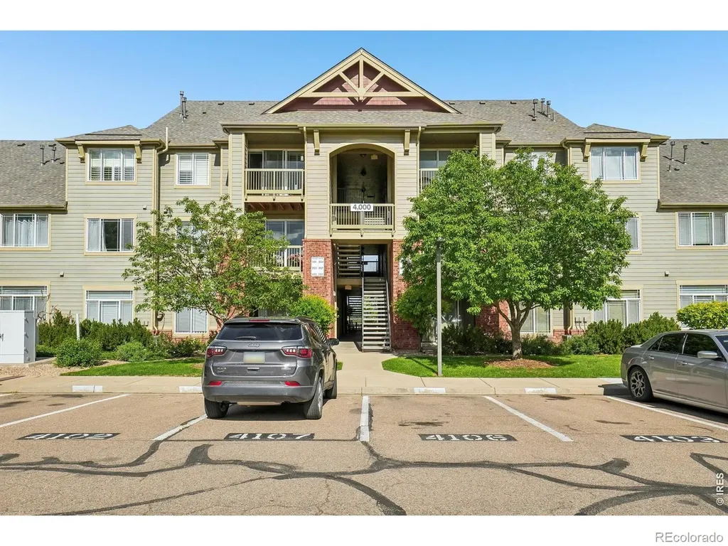 804 Summer Hawk Drive Longmont CO 80504