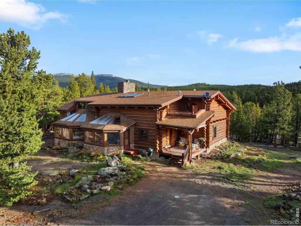2200 Cr-103 Nederland CO 80466