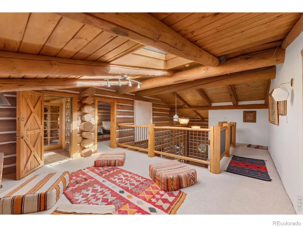 2200 Cr-103 Nederland CO 80466