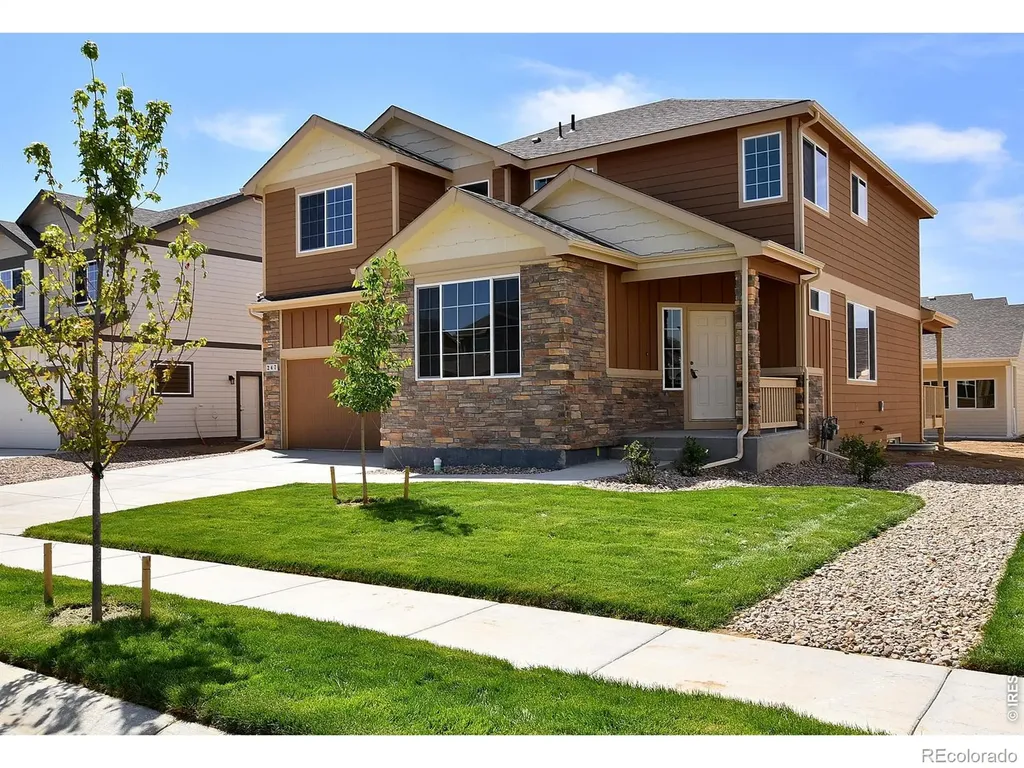 2416 Amberlyn Lane Johnstown CO 80534