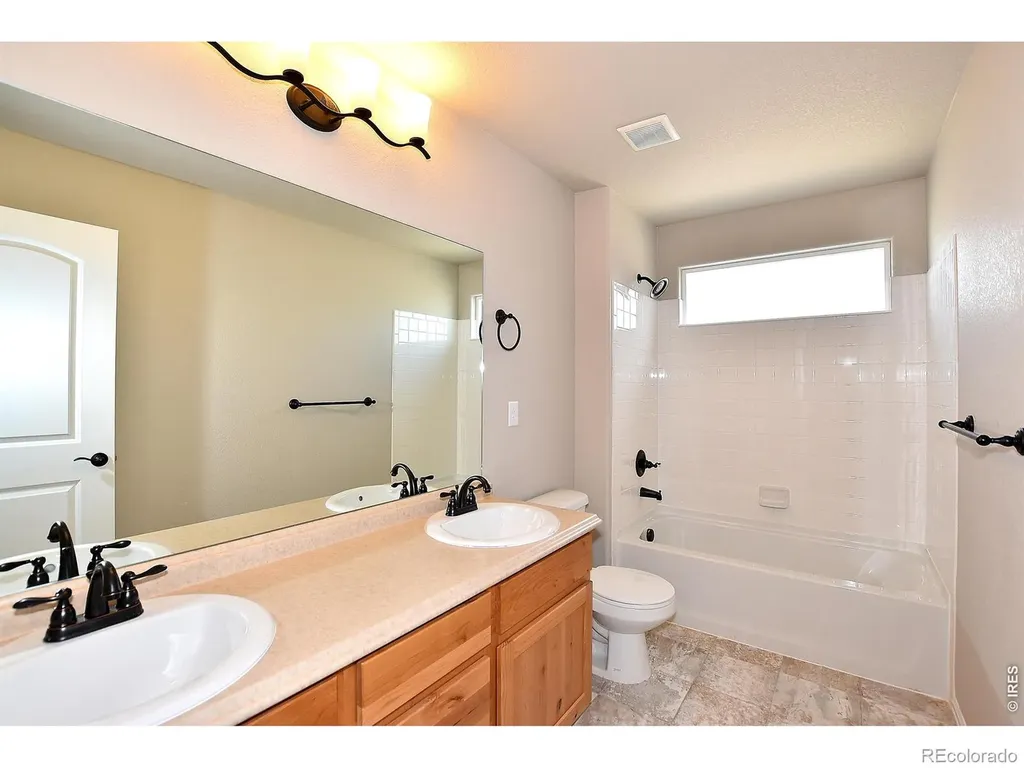 2416 Amberlyn Lane Johnstown CO 80534