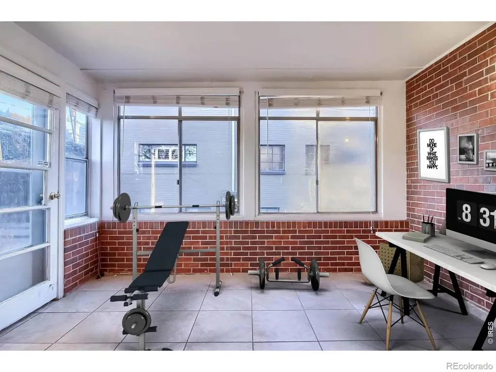 928 S Harrison Street Denver CO 80209