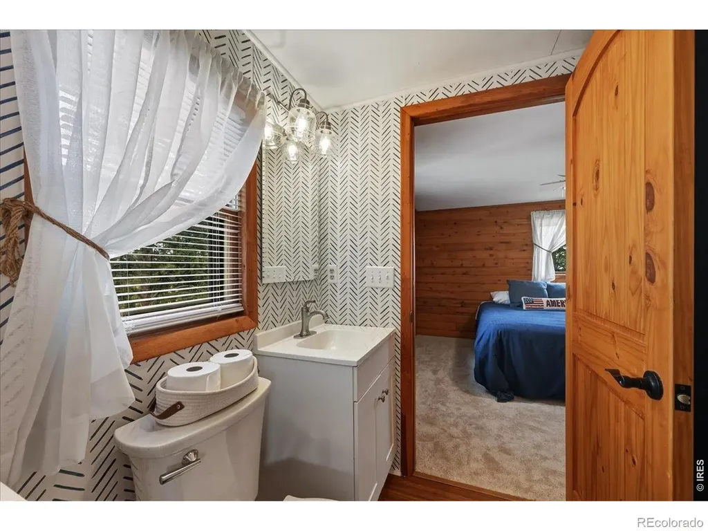 10 Manhead Mountain Drive Livermore CO 80536