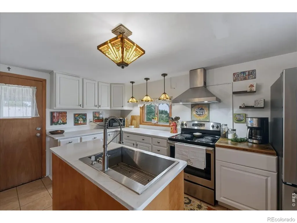 10 Manhead Mountain Drive Livermore CO 80536