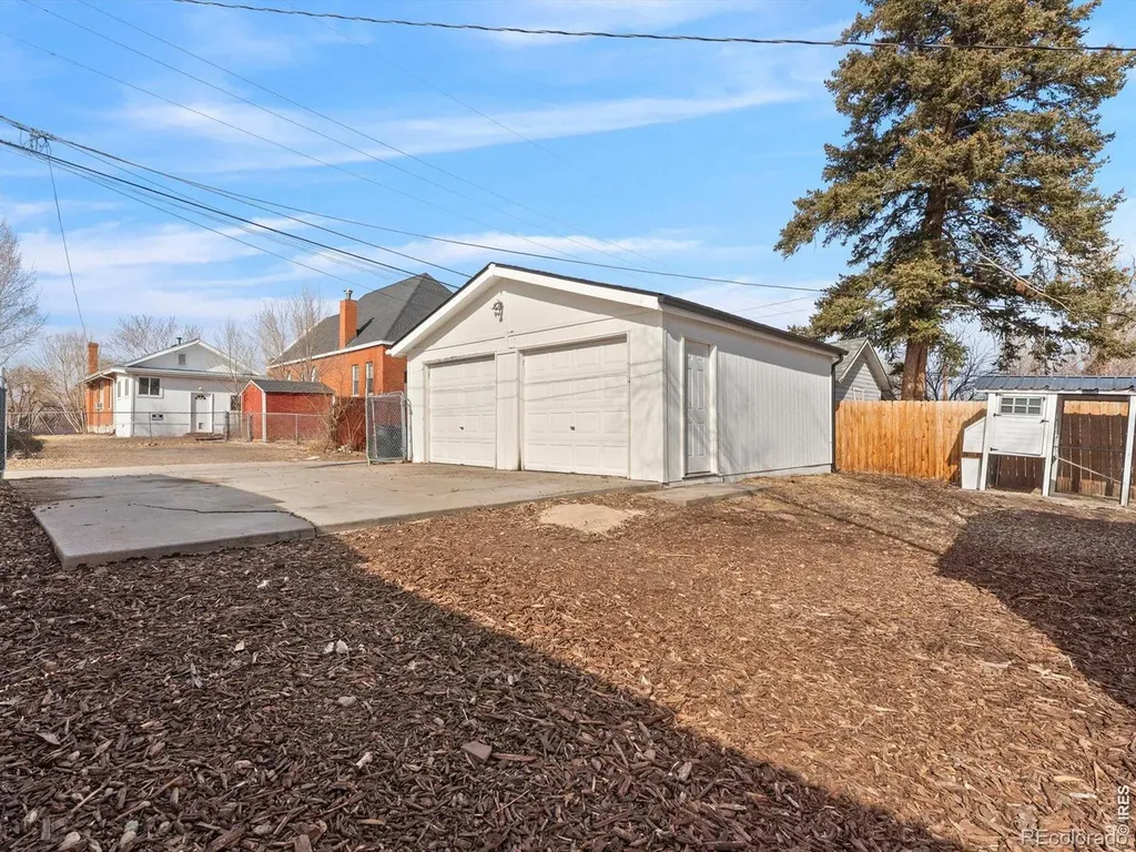 675 Knox Court Denver CO 80204