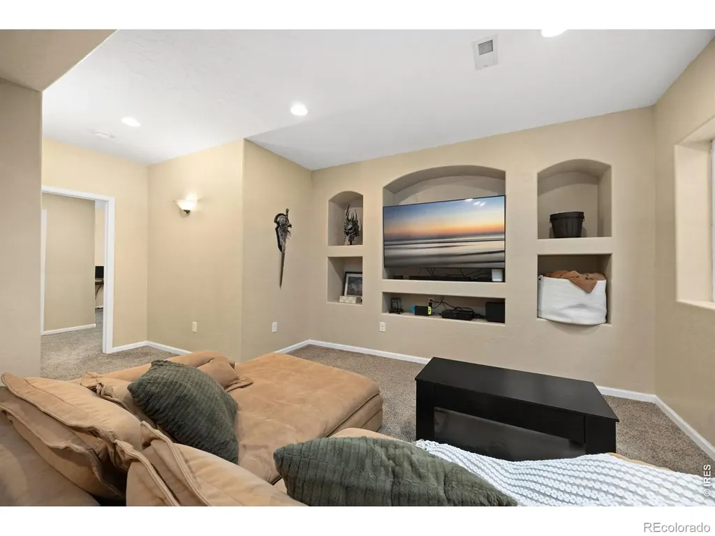 8555 Blackwood Drive Windsor CO 80550