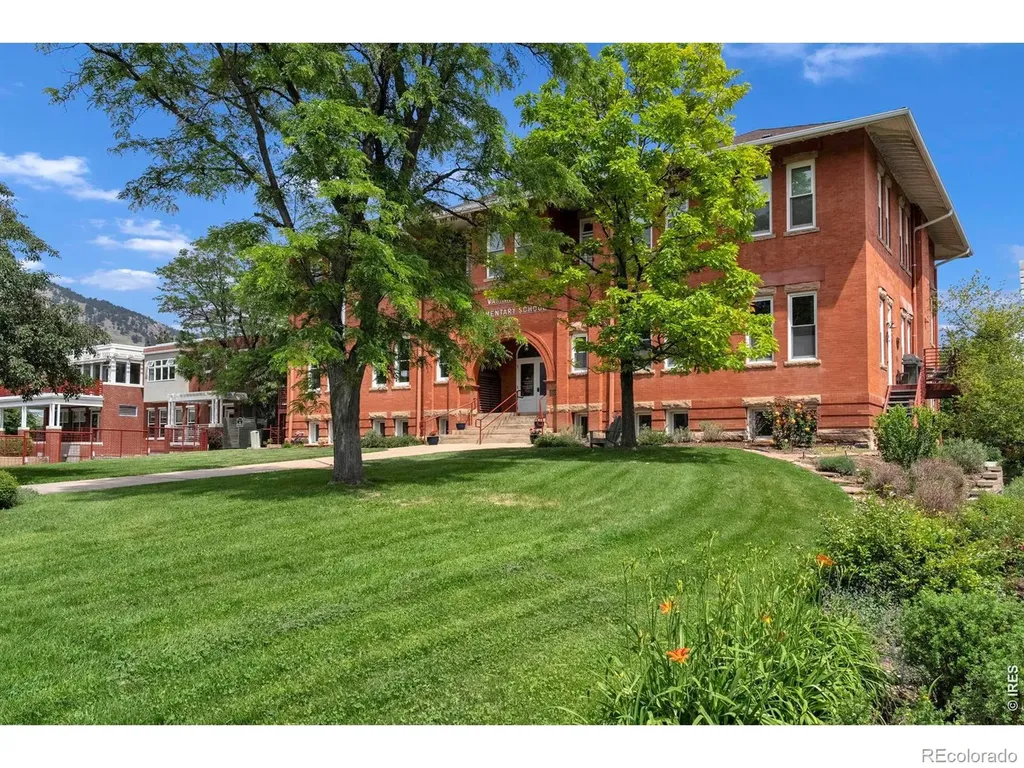 1215 Cedar Avenue Boulder CO 80304