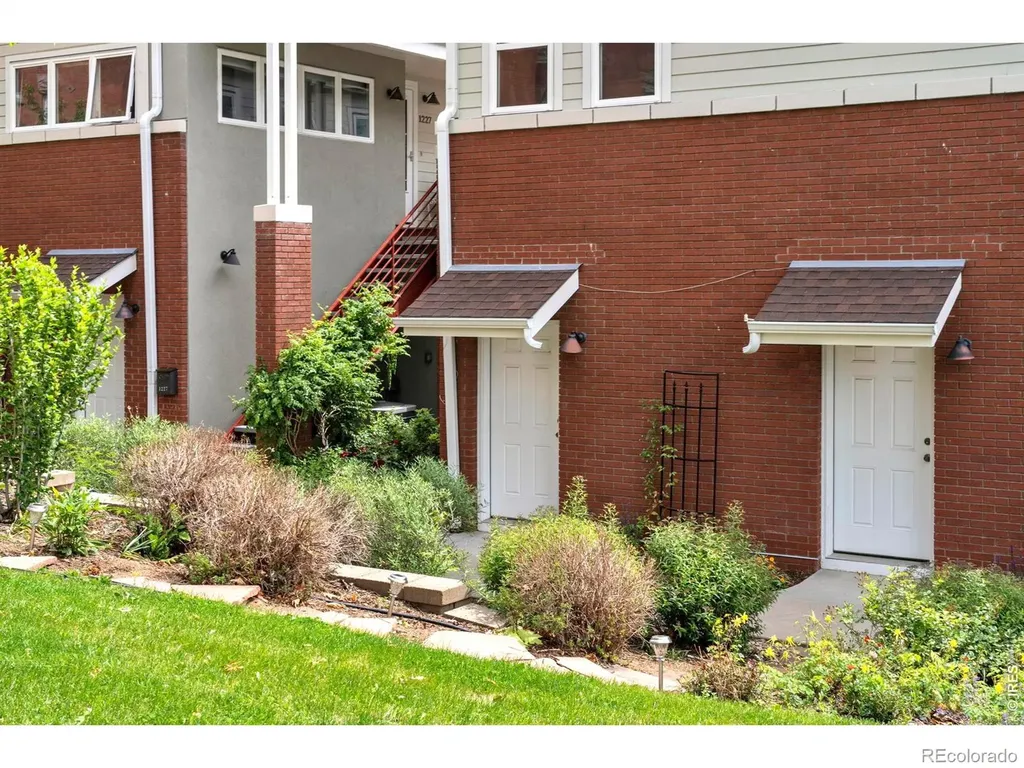 1215 Cedar Avenue Boulder CO 80304