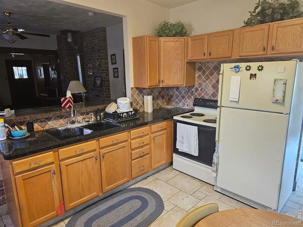 35399 County Road Z Hillrose CO 80733