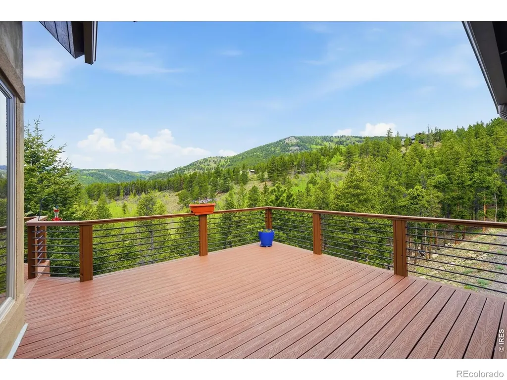 672 Paradise Valley Parkway Black Hawk CO 80422