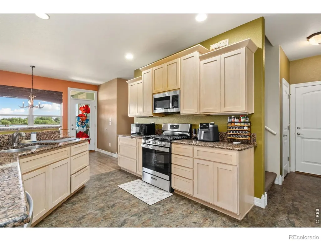 7182 Lakota Lakes Road Johnstown CO 80534