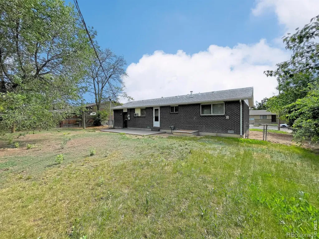 3011 Lakeside Drive Evans CO 80620