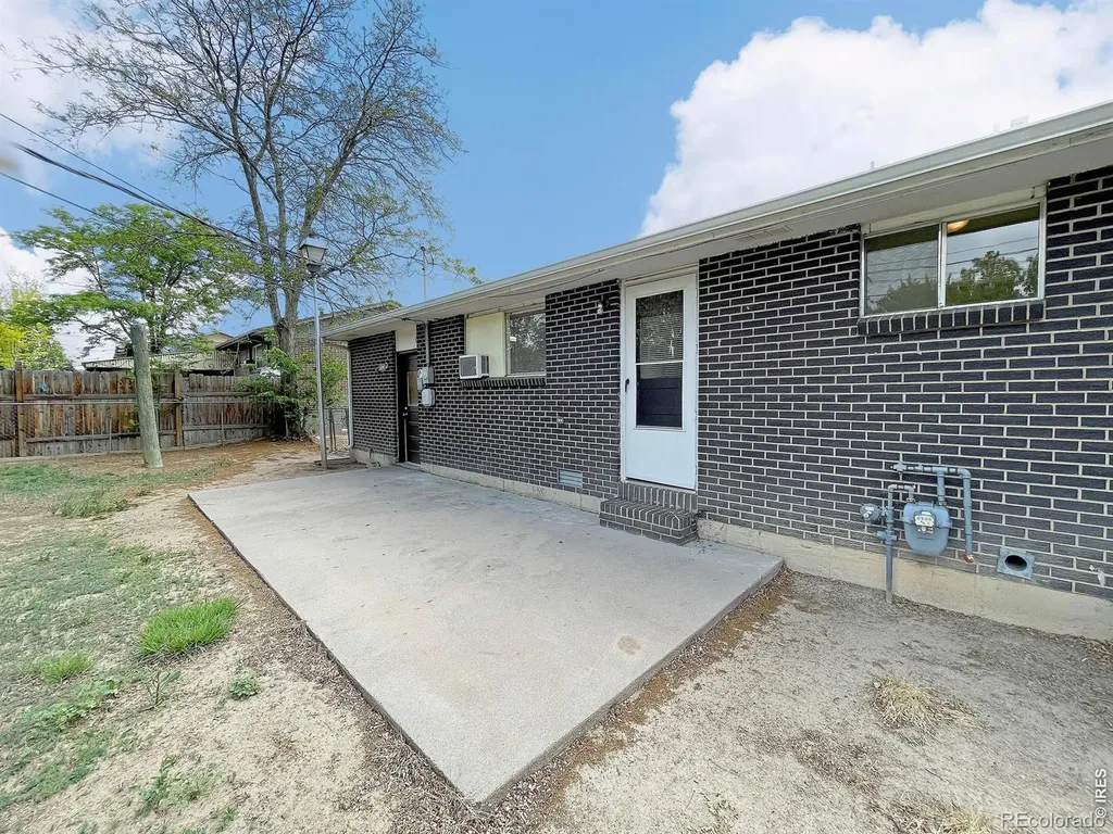 3011 Lakeside Drive Evans CO 80620