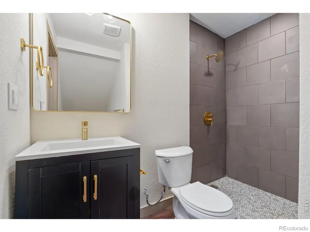 5127 Silverwood Drive Johnstown CO 80534