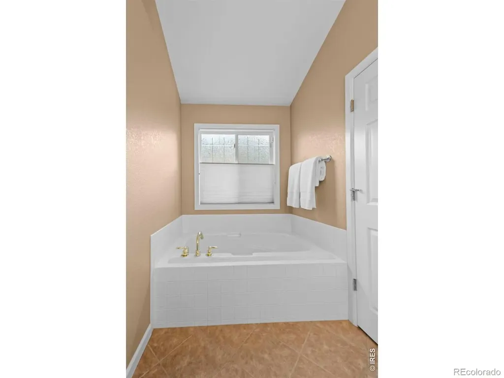329 Wisteria Way Lafayette CO 80026