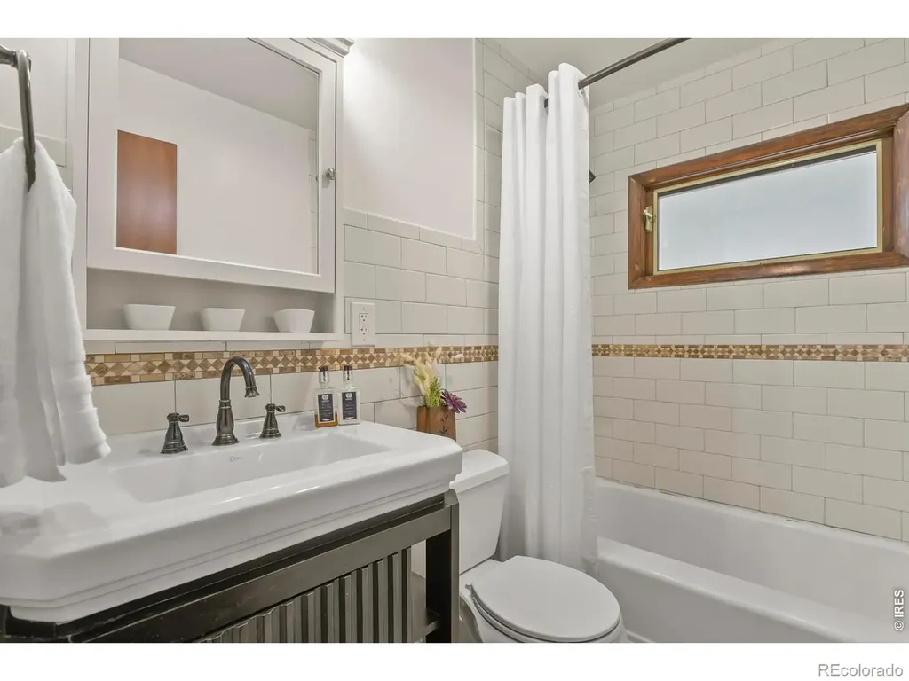 610 S Miller Avenue Lafayette CO 80026
