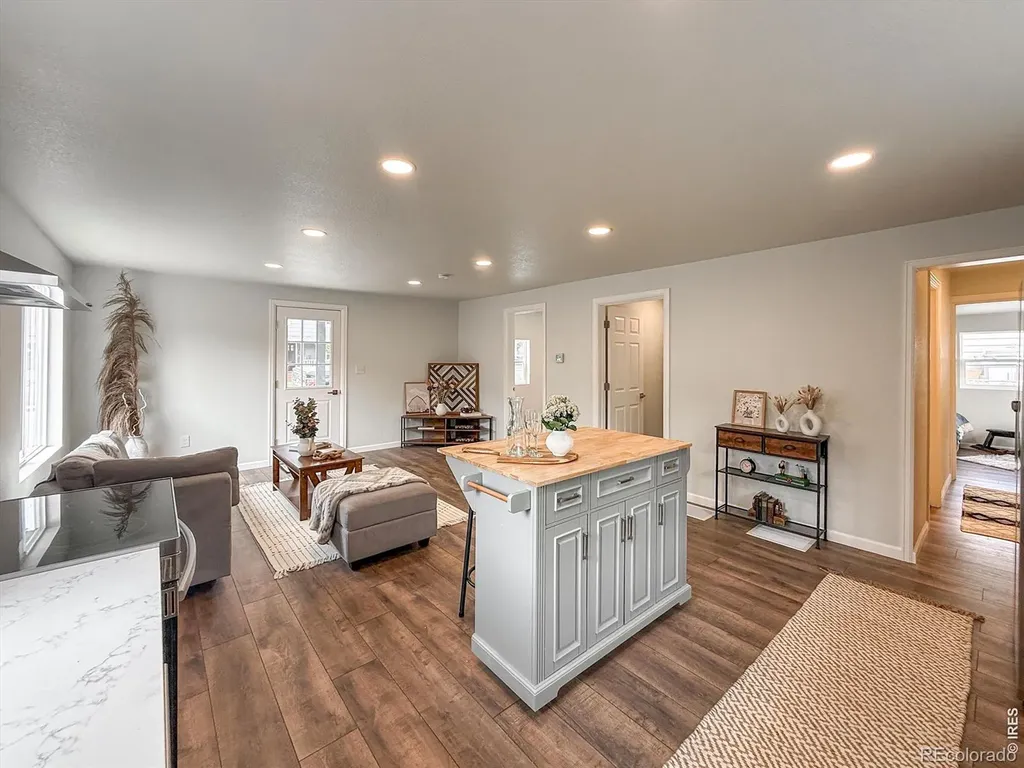 12 Marshall Place Longmont CO 80504