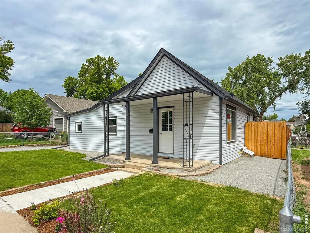12 Marshall Place Longmont CO 80504