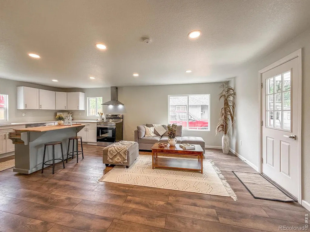 12 Marshall Place Longmont CO 80504