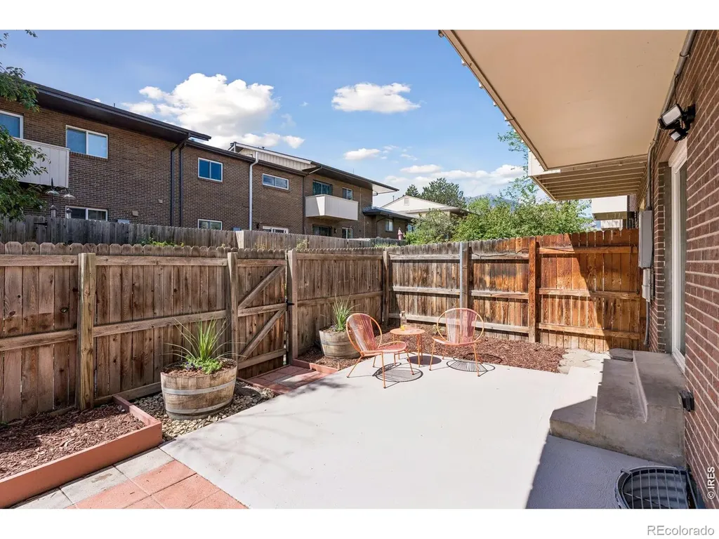 1494 Greenbriar Boulevard Boulder CO 80305