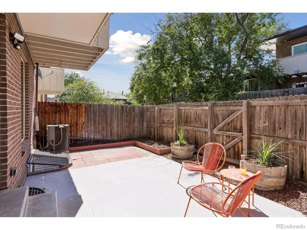 1494 Greenbriar Boulevard Boulder CO 80305