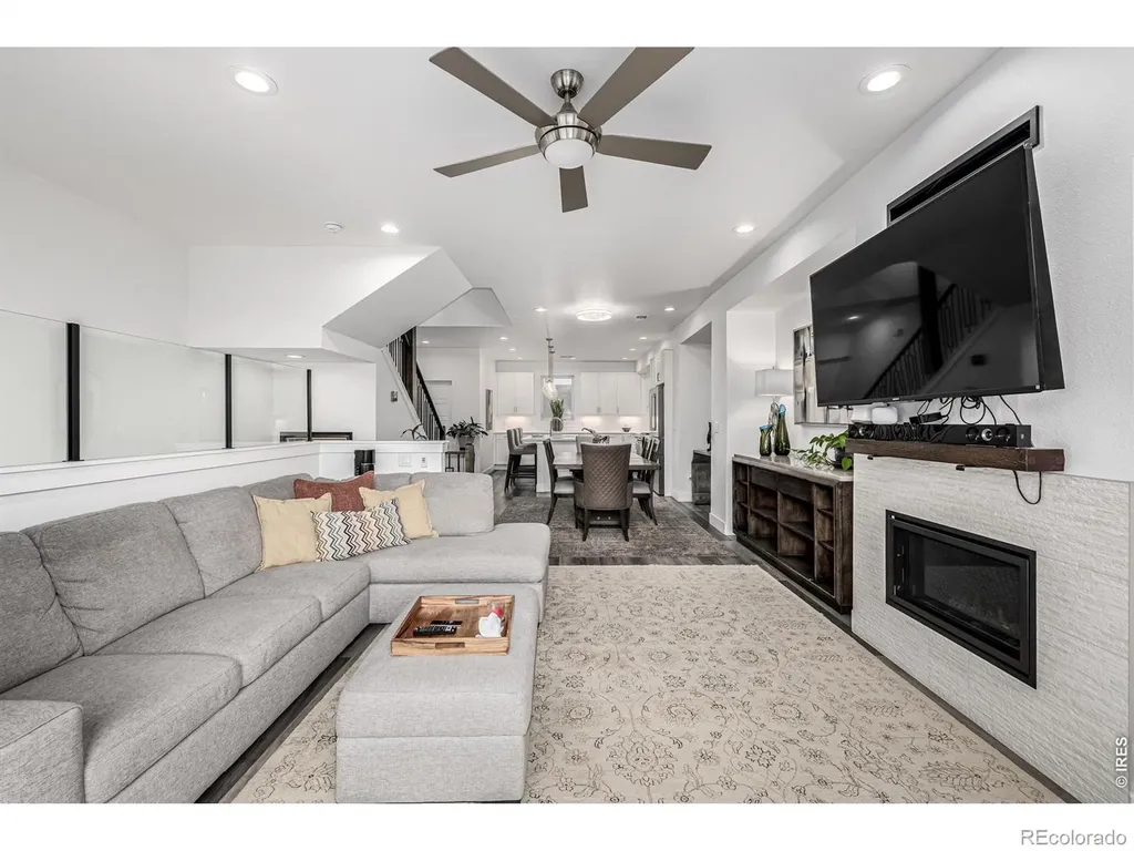 6820 E Lowry Boulevard Denver CO 80230