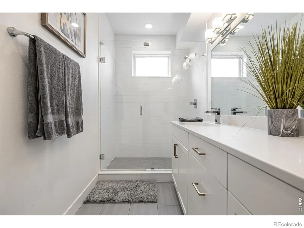 6820 E Lowry Boulevard Denver CO 80230