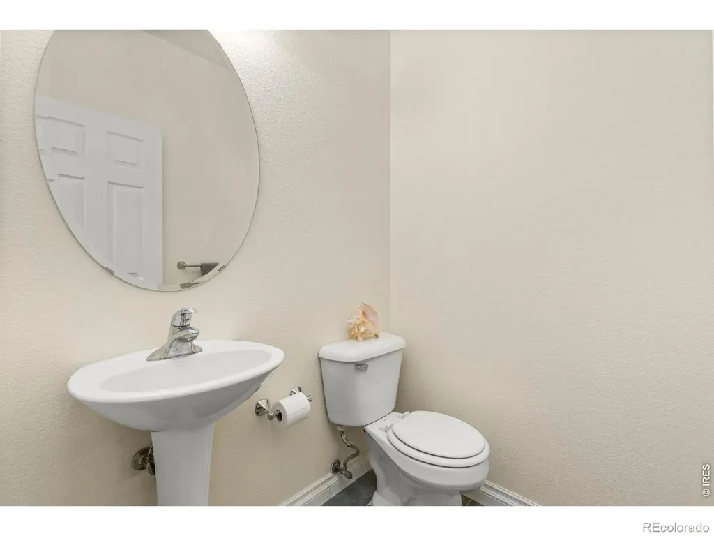 2247 Watersong Circle Longmont CO 80504