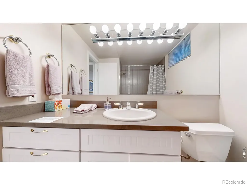 463 Locust Street Denver CO 80220