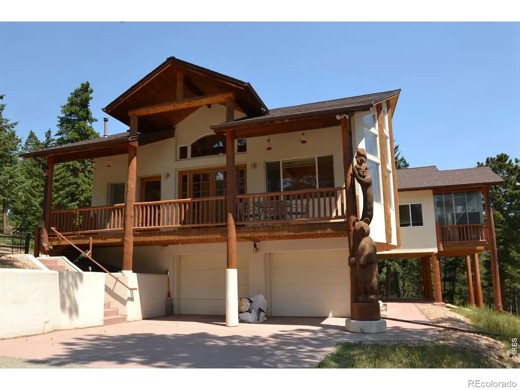 221 Rockledge Circle Lyons CO 80540