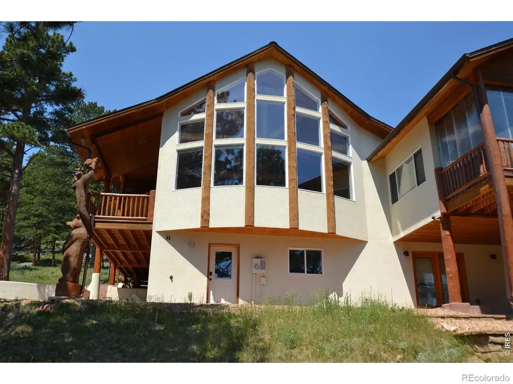 221 Rockledge Circle Lyons CO 80540